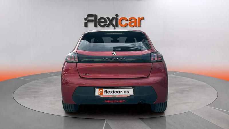 Usado Peugeot 208 Active 102 CV (75 kW) 2021 Rojo Utilitario