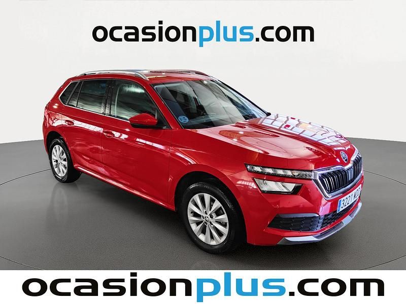 Usado Skoda Kamiq Ambition 110 CV (80 kW) 2022 Rojo SUV