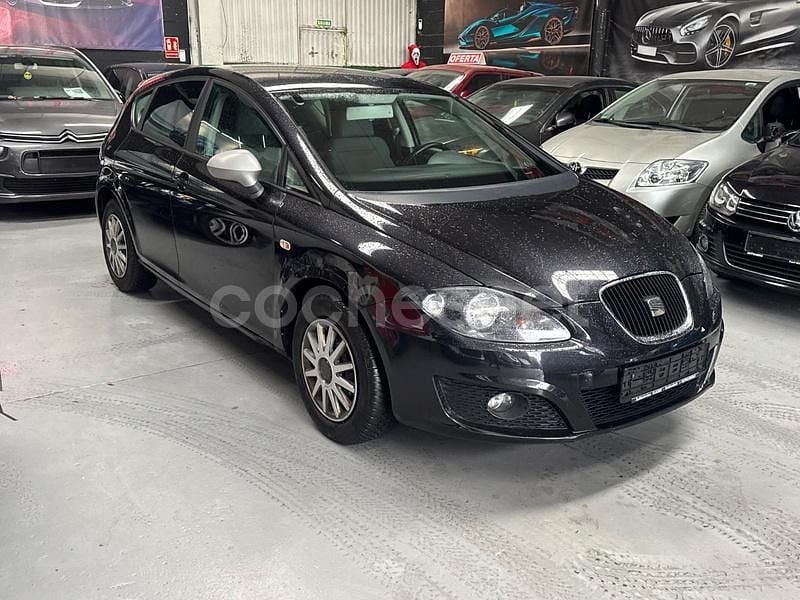 Negro Usado 2010 Seat Leon Reference Berlina | 6300 € (Precio justo) - Imagen 1/4