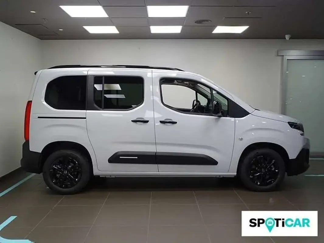 Nuevo Citroën Berlingo 131 CV (96 kW) 2025 Blanco Monovolumen