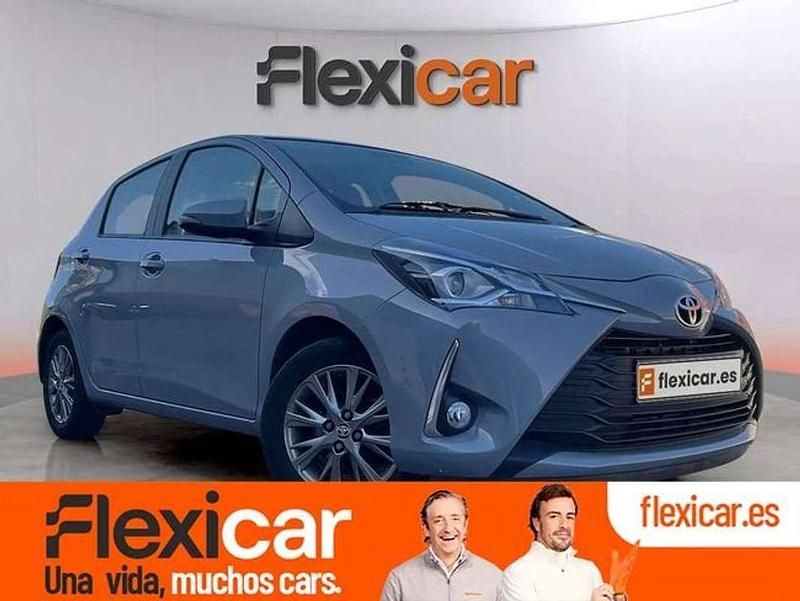 Gris Usado 2018 Toyota Yaris Active Utilitario | 10.790 € (Precio justo) - Imagen 1/4
