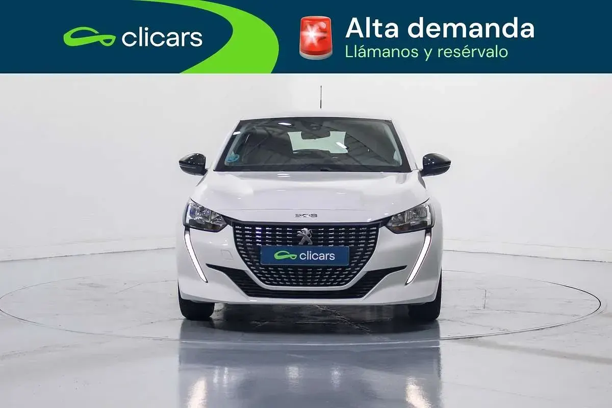 Usado Peugeot 208 Active 75 CV (55 kW) 2022 Blanco Utilitario
