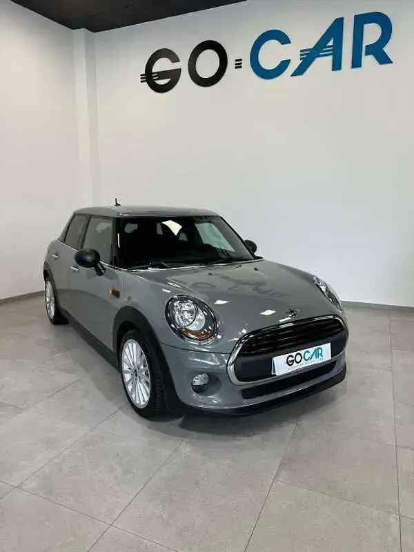 Usado Mini One D 95 CV (69 kW) 2015 Gris Utilitario
