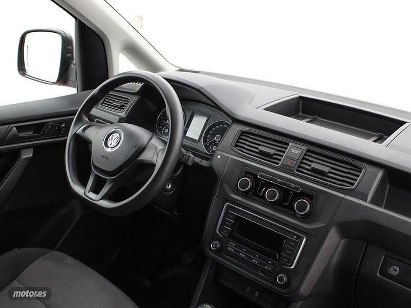 Usado VW Caddy Business 75 CV (55 kW) 2020 Rojo Monovolumen