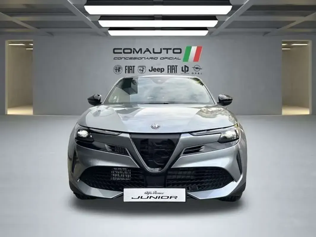 Nuevo Alfa Romeo GT Junior Edizione Speciale 145 CV (106 kW) 2026 Gris SUV
