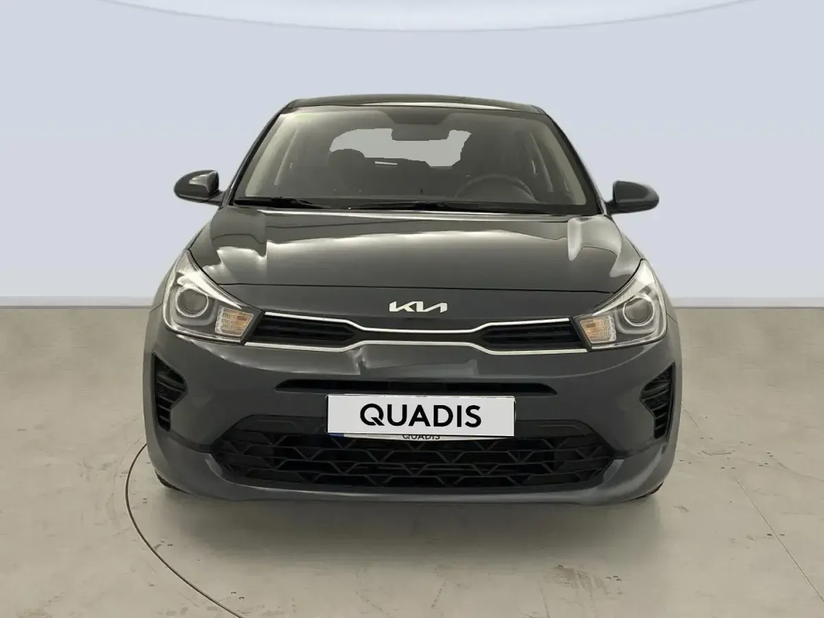 Usado Kia Rio 84 CV (61 kW) 2022 Gris
