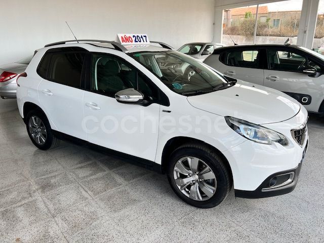 Blanco Usado 2017 Peugeot 2008 Style SUV | 8995 € (Precio justo) - Imagen 1/4