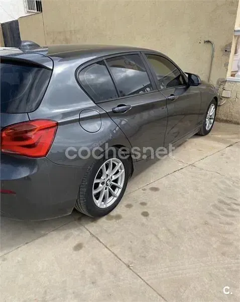 Usado BMW 116 116 CV (85 kW) 2015 Gris / plata Utilitario