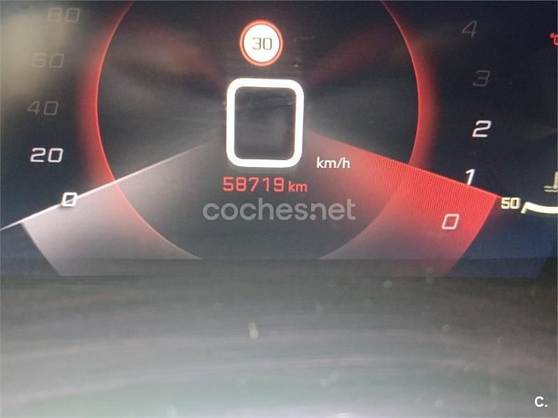 Naranja Usado 2020 Peugeot 2008 Allure SUV | 14.950 € (Precio justo) - Imagen 1/4