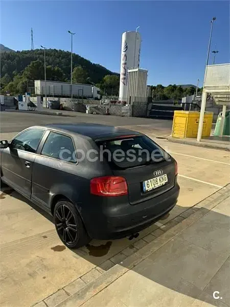 Usado Audi A3 105 CV (77 kW) 2009 Negro Utilitario