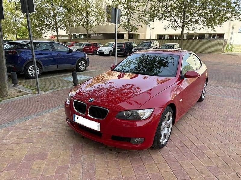 Usado BMW 320 177 CV (130 kW) 2008 Rojo Coupe