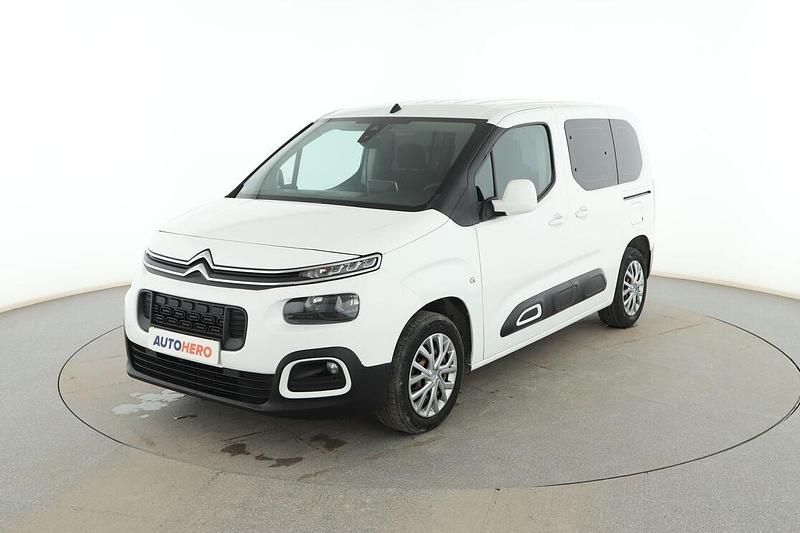 Usado Citroën Berlingo Feel 102 CV (75 kW) 2020 Blanco Monovolumen
