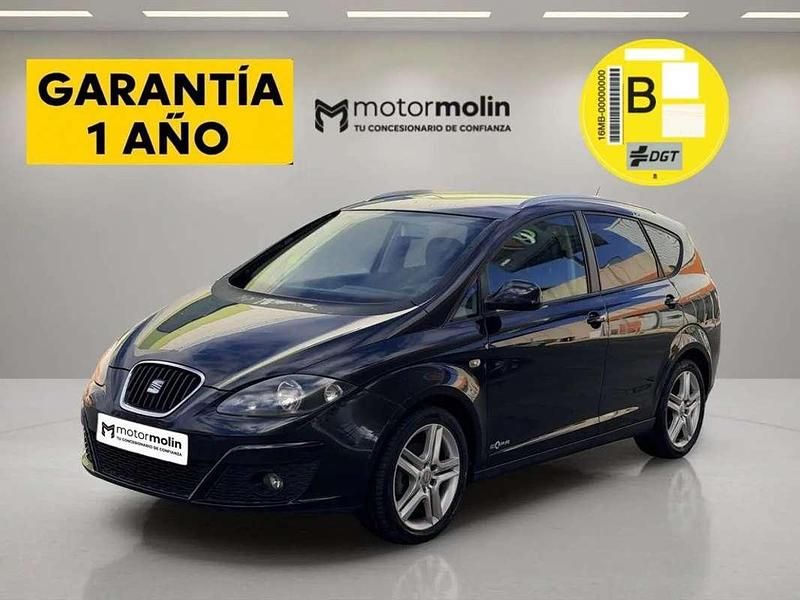 Usado Seat Altea XL Style 105 CV (77 kW) 2012 Negro Monovolumen