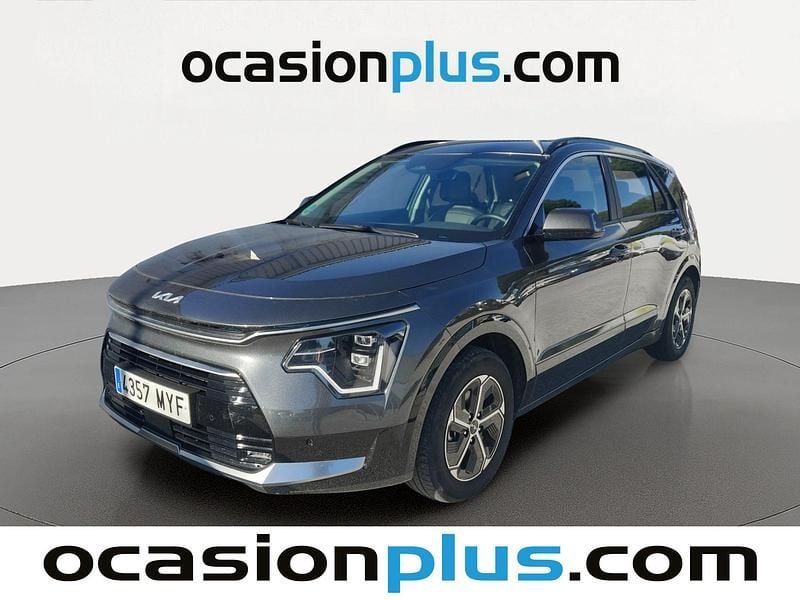 Usado Kia Niro 141 CV (103 kW) 2025 Gris SUV