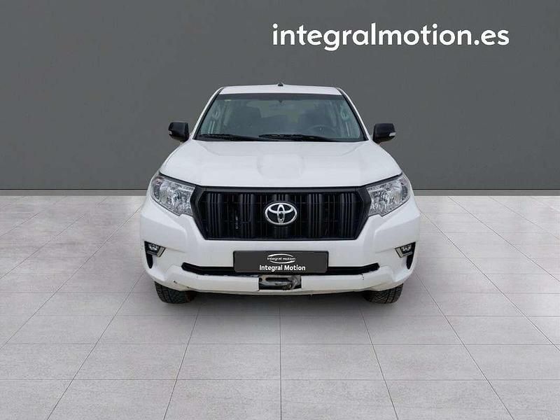 Blanco Usado 2018 Toyota Land Cruiser SUV | 27.490 € - Imagen 1/3