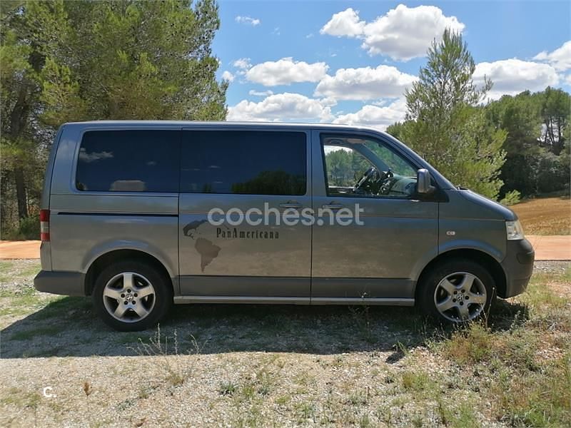 Usado VW Multivan PanAmericana 130 CV (95 kW) 2008 Gris / plata Van