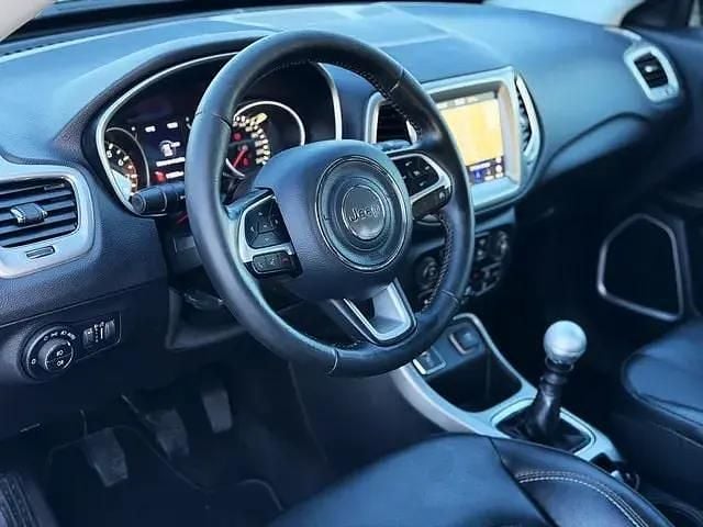 Usado Jeep Compass Longitude 140 CV (102 kW) 2019 Azul SUV