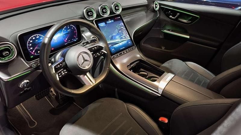 Usado Mercedes GLC220 197 CV (144 kW) 2024 Rojo SUV