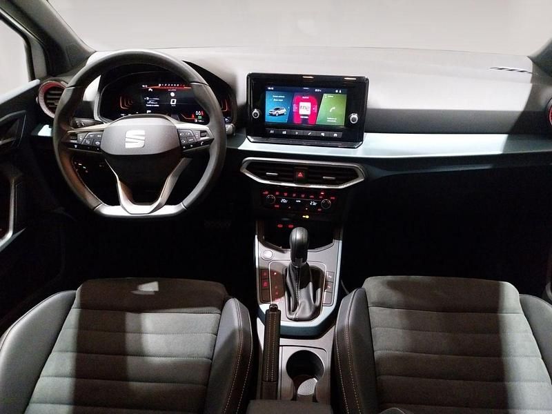 Usado Seat Arona Xperience 115 CV (84 kW) 2025 Blanco SUV