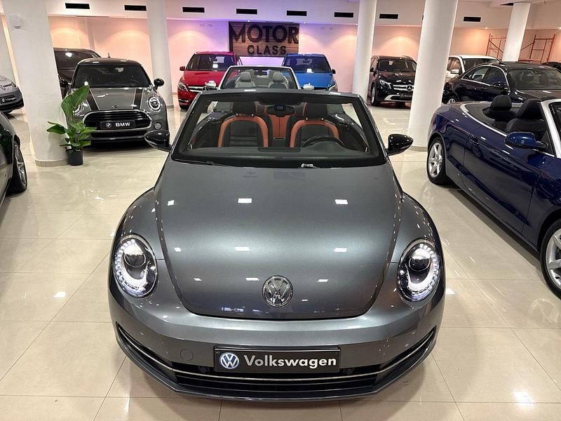 Usado VW Beetle Karmann 105 CV (77 kW) 2015 Gris Descapotable