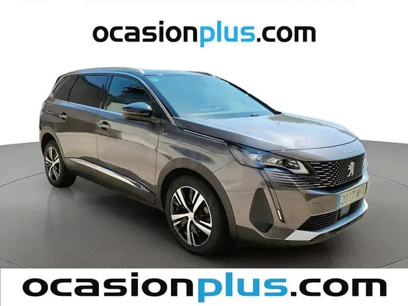 Usado Peugeot 5008 GT 130 CV (95 kW) 2023 Gris / plata SUV