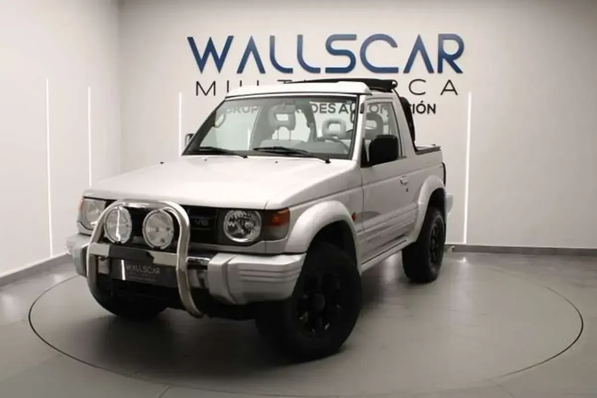 Usado Mitsubishi Montero 194 CV (142 kW) 1999 Plateado SUV