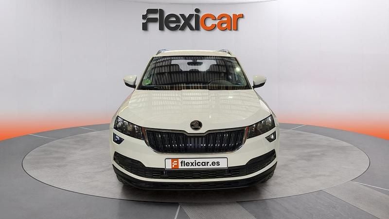 Usado Skoda Karoq SportLine 150 CV (110 kW) 2020 Blanco SUV