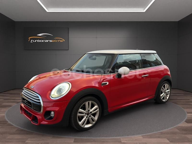 Usado Mini Cooper D 116 CV (85 kW) 2015 Rojo Utilitario