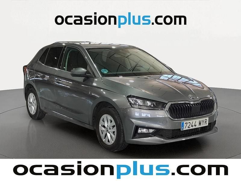 Usado Skoda Fabia Selection 115 CV (84 kW) 2025 Gris Utilitario
