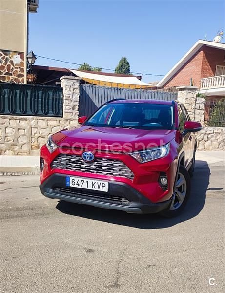 Usado Toyota RAV4 Hybrid Advance 218 CV (160 kW) 2019 Granate SUV