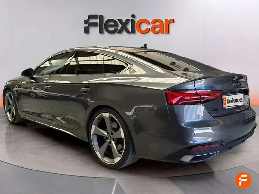 Usado Audi A5 Sportback 163 CV (119 kW) 2022 Gris Utilitario