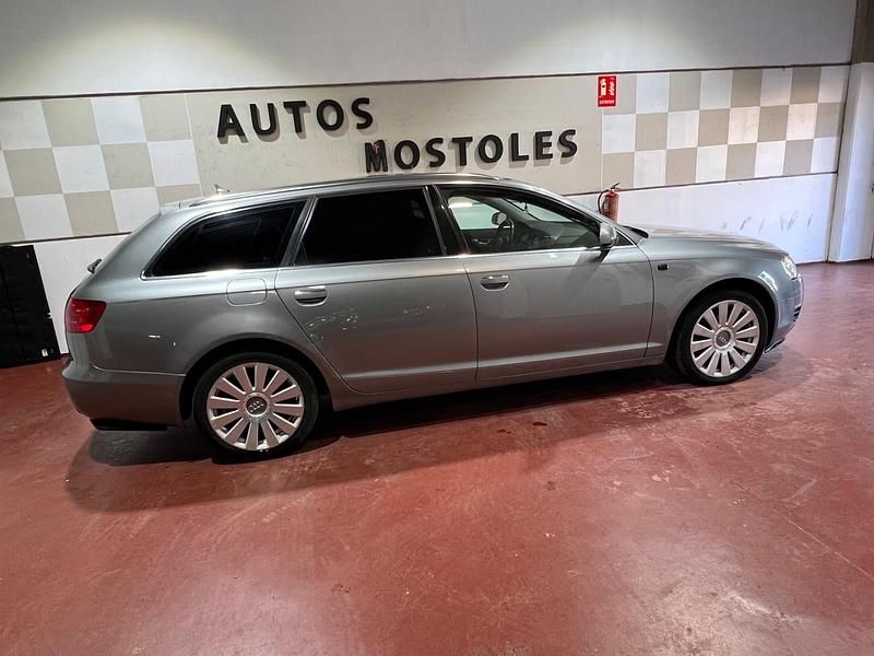 Usado Audi A6 255 CV (187 kW) 2005 Gris Familiar