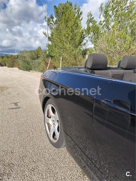 Usado BMW 320 Cabriolet 170 CV (125 kW) 2007 Negro Descapotable
