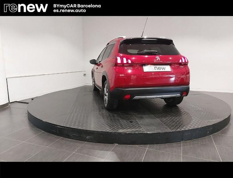 Usado Peugeot 2008 Allure 100 CV (73 kW) 2017 Rojo SUV