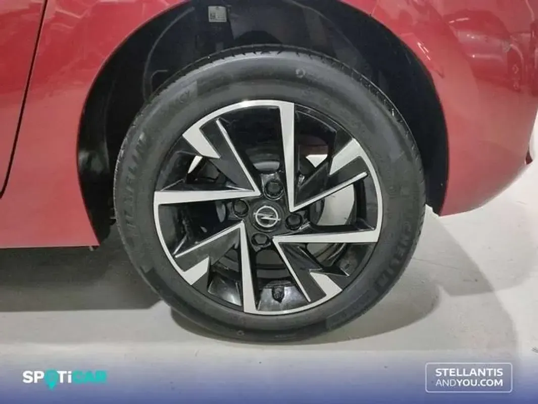 Usado Opel Corsa 101 CV (74 kW) 2025 Rojo Utilitario