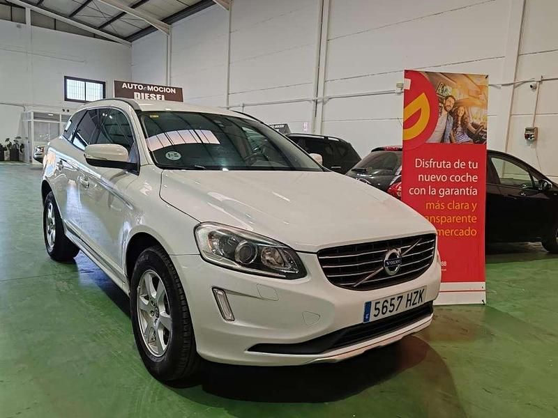 Blanco Usado 2014 Volvo XC60 R-Design Momentum SUV | 9999 € (Precio justo) - Imagen 1/4
