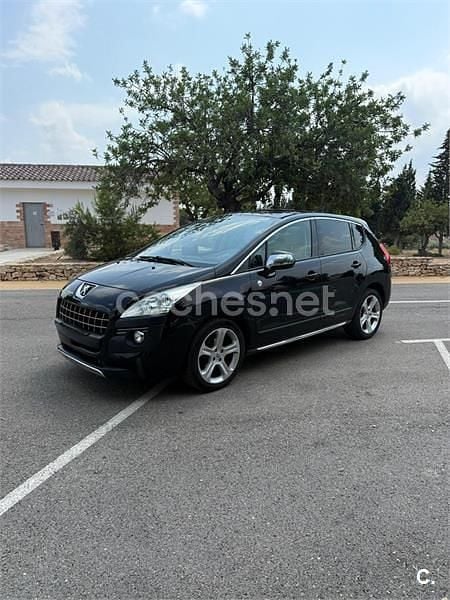 Negro Usado 2013 Peugeot 3008 Berlina | 6500 € (Precio justo) - Imagen 1/4
