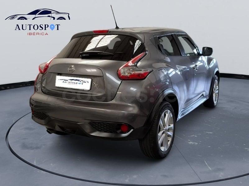 Usado Nissan Juke Acenta 110 CV (80 kW) 2015 Gris / plata SUV