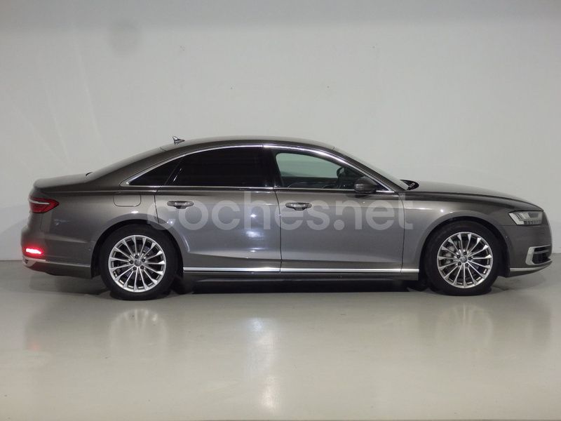 Usado Audi A8 286 CV (210 kW) 2018 Gris / plata Berlina