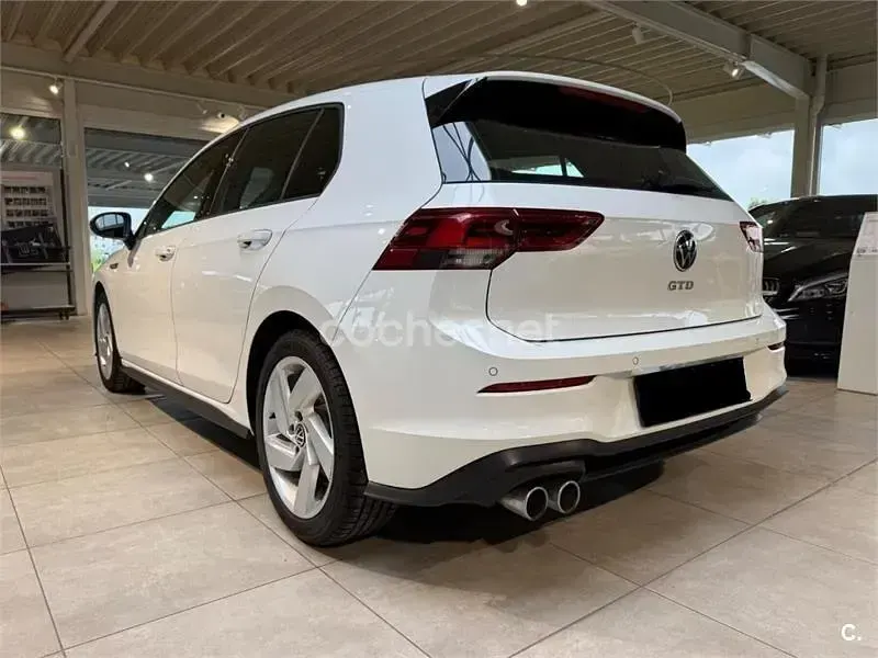Usado VW Golf VIII 150 CV (110 kW) 2024 Blanco Berlina