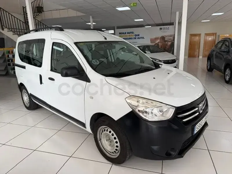 Usado Dacia Dokker Ambiance 75 CV (55 kW) 2014 Blanco Monovolumen