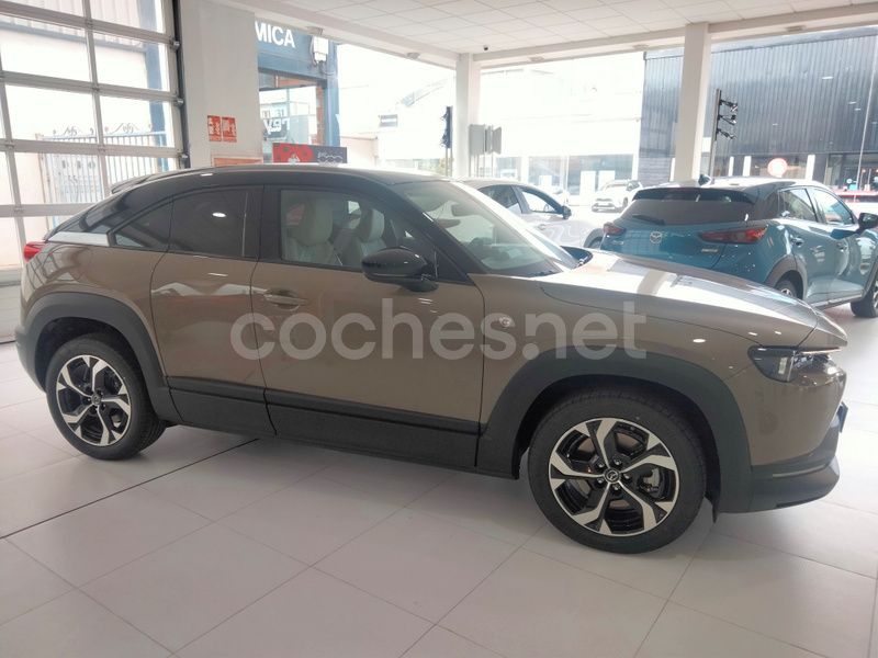 Usado Mazda MX30 Ad'Vantage 170 CV (125 kW) 2024 Beige SUV