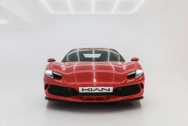 Usado Ferrari 296 609 kW (829 CV) 2023 Rojo Coupe