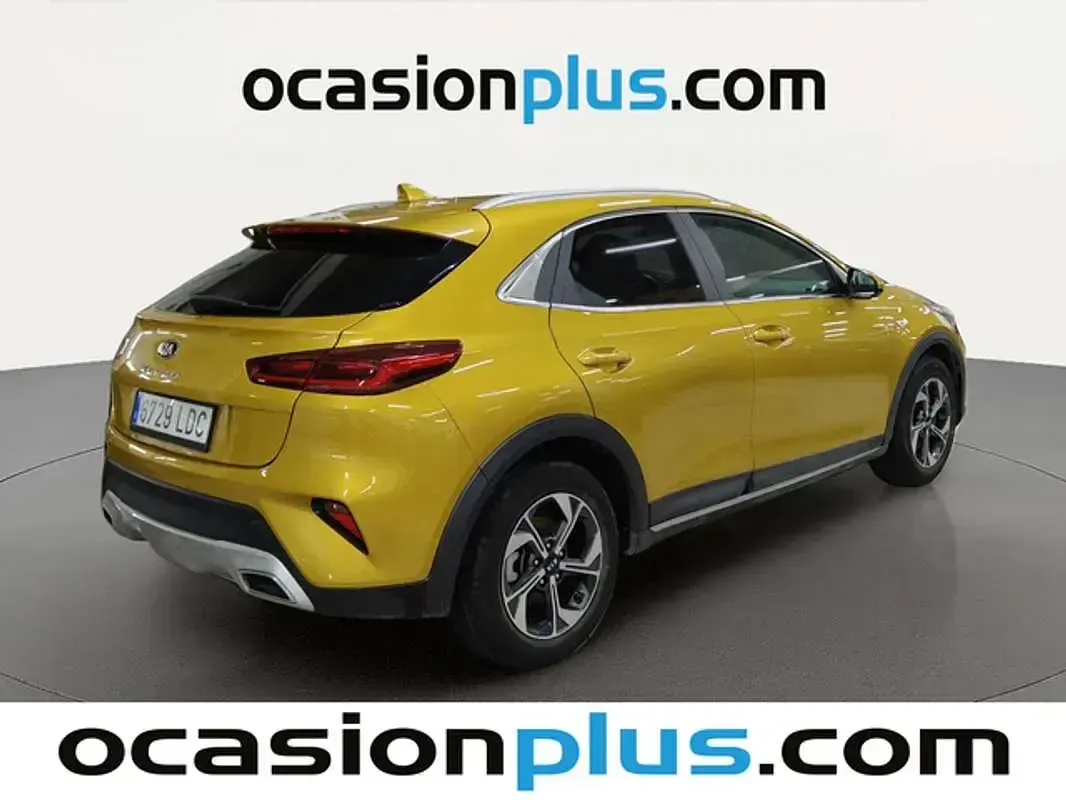 Usado Kia XCeed 120 CV (88 kW) 2019 Amarillo SUV