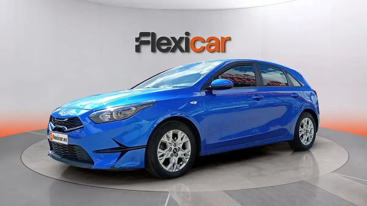 Usado Kia Ceed 101 CV (74 kW) 2021 Azul Utilitario