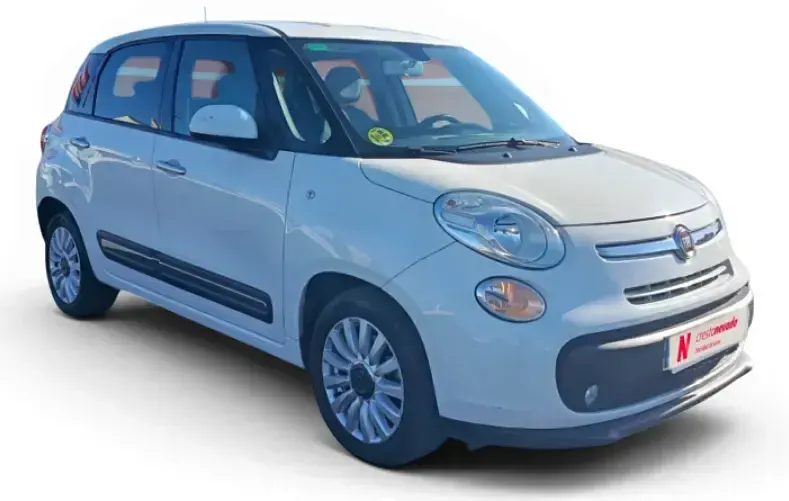 Usado Fiat 500L Lounge 105 CV (77 kW) 2014 Blanco Monovolumen
