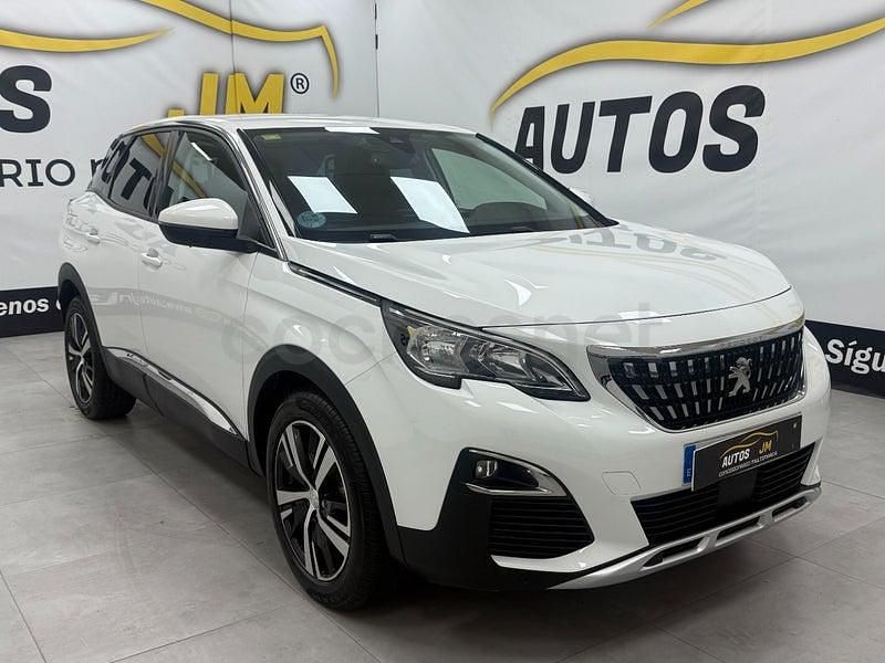 Usado Peugeot 3008 Allure 130 CV (95 kW) 2020 Blanco SUV