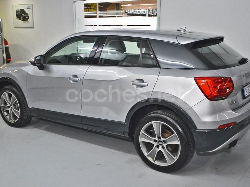 Usado Audi Q2 Design 150 CV (110 kW) 2017 Gris / plata SUV