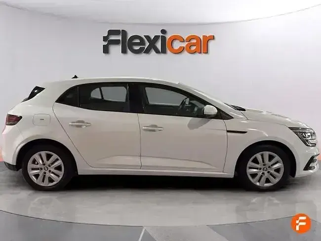 Usado Renault Mégane II Intens 115 CV (84 kW) 2022 Blanco Berlina