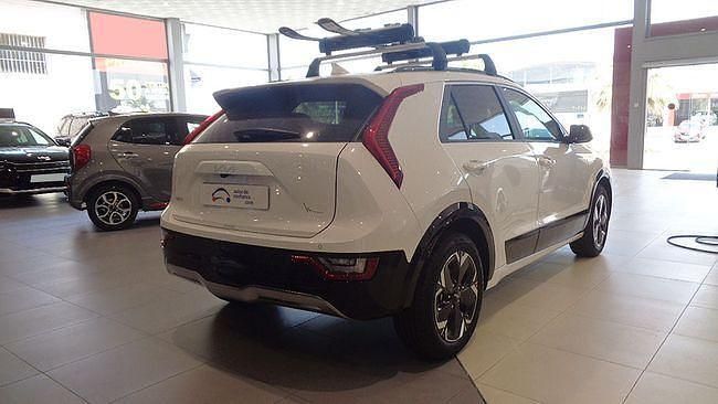 Usado Kia e-Niro 150 kW (204 CV) 2024 Blanco SUV